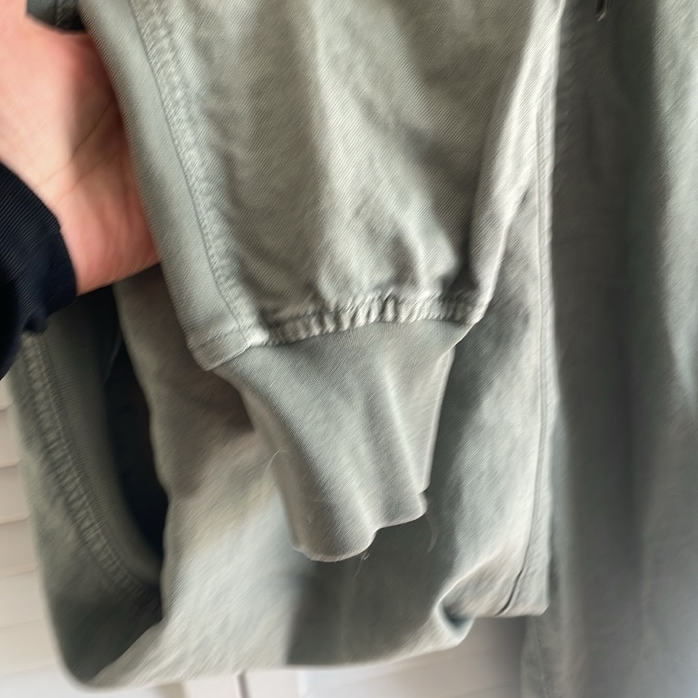 Gap for Good sage green khaki women’s jogger, size M.  NWOT.  New condition - Picture 4 of 9